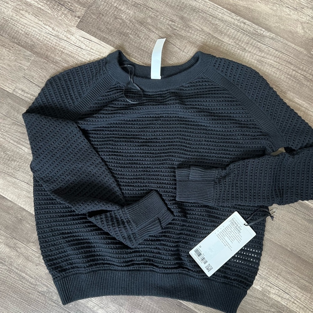 Lululemon sweater